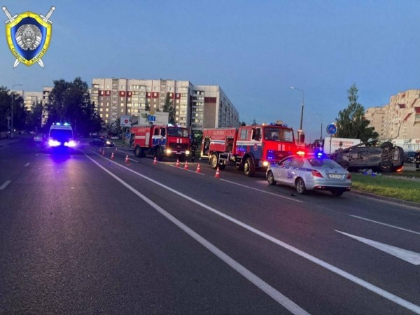 Пьяный водитель BMW разогнался до 146 км/ч и убил пассажира. СК о резонансной аварии BMW X5 в Полоцке Пьяный водитель BMW разогнался до 146 км/ч и убил пассажира. СК о резонансной аварии BMW X5 в Полоцке