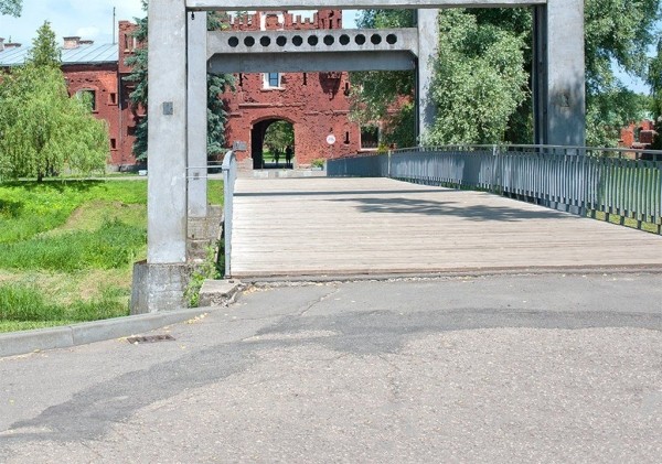 Брестская крепость, вид на Холмские ворота
Брестская крепость, вид на Холмские ворота