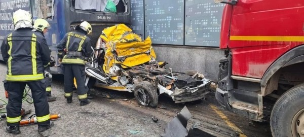 Задержан уроженец Беларуси, устроивший жуткое ДТП с двумя погибшими в Москве Задержан уроженец Беларуси, устроивший жуткое ДТП с двумя погибшими в Москве