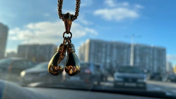 «Езжу по городу, как старый дед». Белорус о своей немолодой, но очень любимой BMW E39 «Езжу по городу, как старый дед». Белорус о своей немолодой, но очень любимой BMW E39