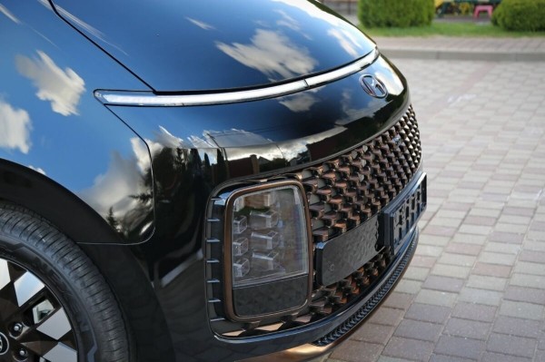 «Растаможка – 25 000 евро!» Белорус привез дизельный Hyundai Staria. Что за он? «Растаможка – 25 000 евро!» Белорус привез дизельный Hyundai Staria. Что за он?