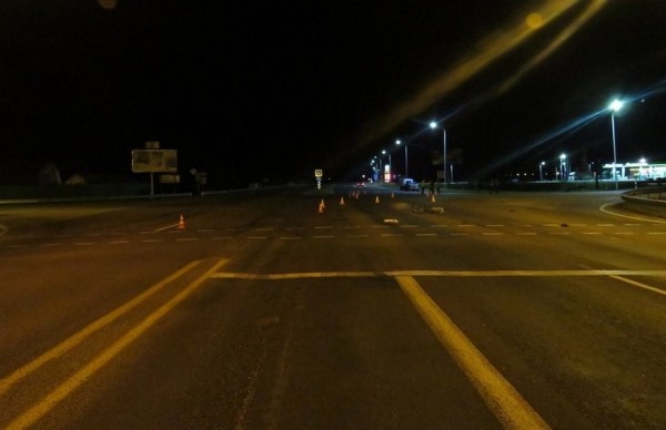 Восемь лет колонии присудили водителю, который пьяным сбил велосипедиста и сжег свой Mitsubishi в кукурузном поле Восемь лет колонии присудили водителю, который пьяным сбил велосипедиста и сжег свой Mitsubishi в кукурузном поле