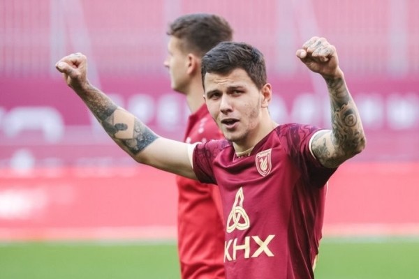 Белорусского футболиста остановили в России с 200 неоплаченными штрафами Белорусского футболиста остановили в России с 200 неоплаченными штрафами