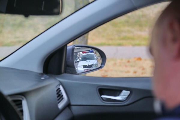 Что думают водители о камерах фотофиксации, которые ловят авто без техосмотра? Что думают водители о камерах фотофиксации, которые ловят авто без техосмотра?