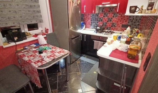 Была недовольна его образом жизни. В Беларуси сын ударил мать ножом в голову — она в реанимации Была недовольна его образом жизни. В Беларуси сын ударил мать ножом в голову — она в реанимации