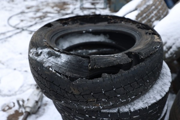 «А колеса не отвалятся?» Задаем глупые вопросы шиномонтажнику «А колеса не отвалятся?» Задаем глупые вопросы шиномонтажнику