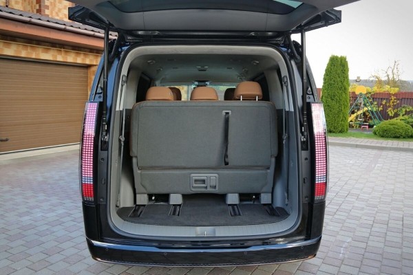 «Растаможка – 25 000 евро!» Белорус привез дизельный Hyundai Staria. Что за он? «Растаможка – 25 000 евро!» Белорус привез дизельный Hyundai Staria. Что за он?