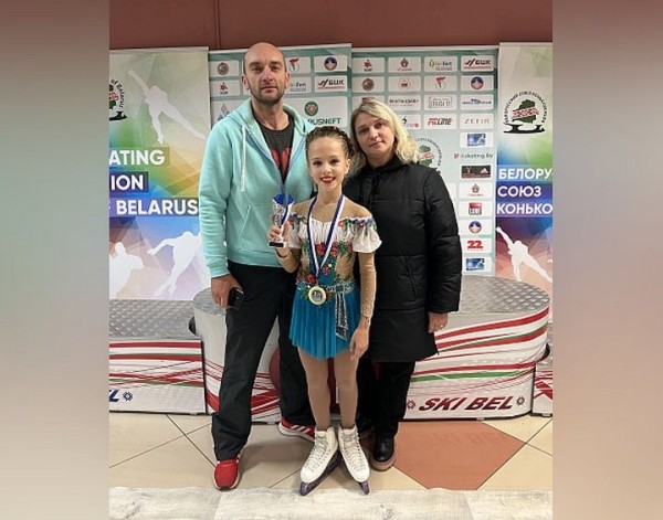 Корреспонденты пообщалась с семьей Волосюк из Бреста, чья дочь Кристина делает большие успехи в фигурном катании. Корреспонденты пообщалась с семьей Волосюк из Бреста, чья дочь Кристина делает большие успехи в фигурном катании.