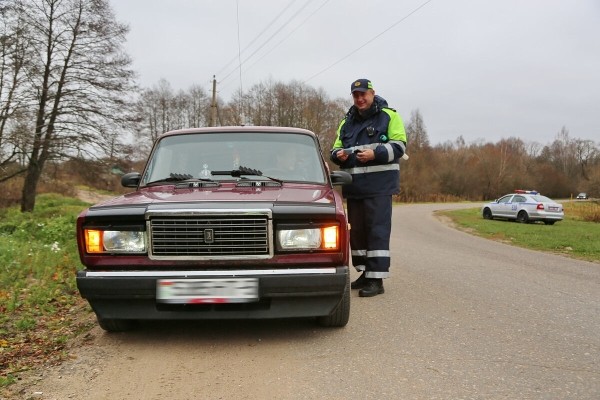 Что думают водители о камерах фотофиксации, которые ловят авто без техосмотра? Что думают водители о камерах фотофиксации, которые ловят авто без техосмотра?
