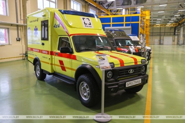 В Бресте дали старт белорусско-российскому проекту по сборке спецавтомобилей В Бресте дали старт белорусско-российскому проекту по сборке спецавтомобилей
