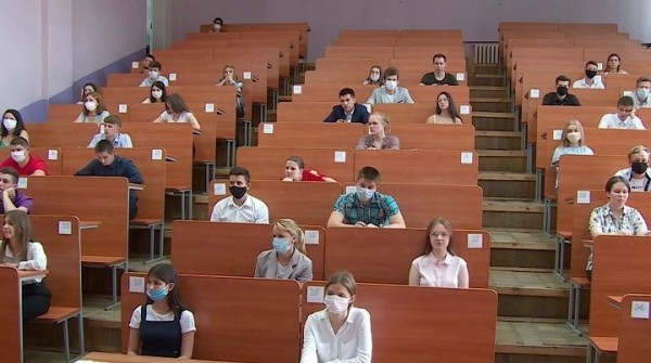 Кого освободят от ЦЭ, рассказали в Минобразования Кого освободят от ЦЭ, рассказали в Минобразования