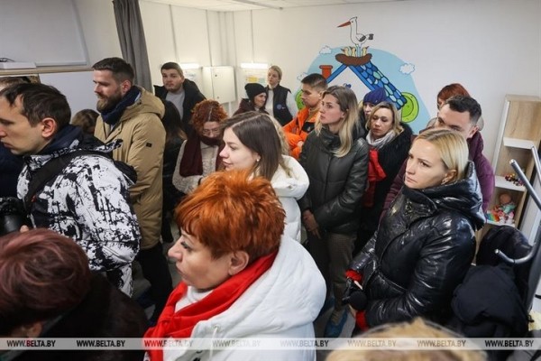 Инфоцентр для беженцев открыли возле автодорожного пункта пропуска «Брест» Инфоцентр для беженцев открыли возле автодорожного пункта пропуска «Брест»