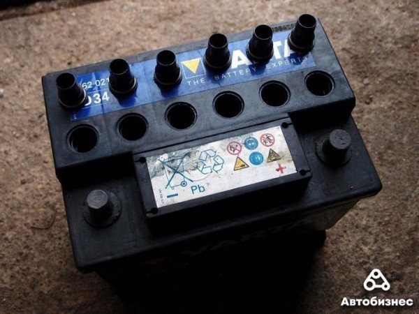 Села батарейка… Как «прикурить», завести с толкача и как вообще до этого не доводить