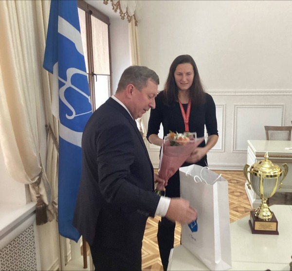 В брестском горисполкоме чествовали женскую волейбольную команду «Прибужье» В брестском горисполкоме чествовали женскую волейбольную команду «Прибужье»