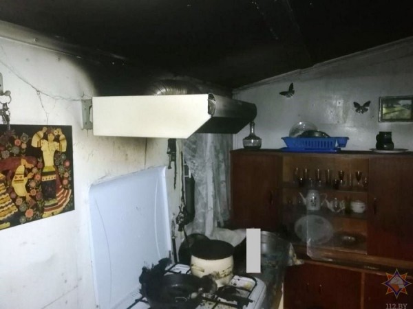 Мужчина устроил пожар в квартире в Пинске, когда решил подогреть пищу Мужчина устроил пожар в квартире в Пинске, когда решил подогреть пищу