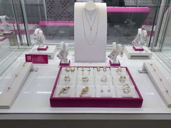 За подарками к Новому году в «Славия»! Новогодние скидки до 60% на все виды ювелирных украшений в Бресте За подарками к Новому году в «Славия»! Новогодние скидки до 60% на все виды ювелирных украшений в Бресте