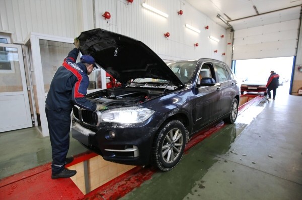 Нет катализатора — нет «дозвола». Как водители проходят техосмотр по новым правилам