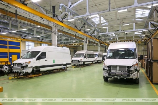 В Бресте дали старт белорусско-российскому проекту по сборке спецавтомобилей В Бресте дали старт белорусско-российскому проекту по сборке спецавтомобилей