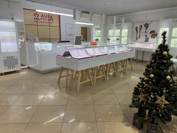 За подарками к Новому году в «Славия»! Новогодние скидки до 60% на все виды ювелирных украшений в Бресте За подарками к Новому году в «Славия»! Новогодние скидки до 60% на все виды ювелирных украшений в Бресте