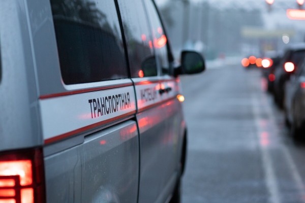 «Стоимость виньетки от 14 до 75 евро». Кому с 1 января нужно тратить деньги на проезд по платным дорогам?