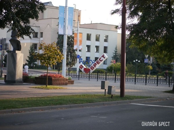 Белорусский Брест и российский Владивосток могут стать городами-побратимами Белорусский Брест и российский Владивосток могут стать городами-побратимами