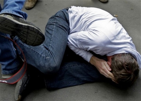 «Спортики» избили лицеиста из Брестской области «Спортики» избили лицеиста из Брестской области