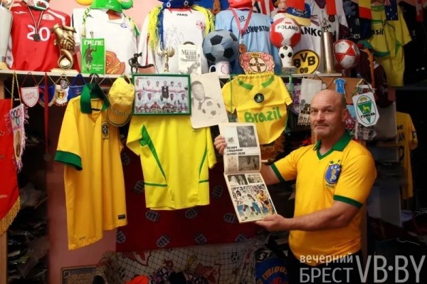 На первой неделе нового года мир прощался с легендой – в последний путь проводили Пеле. Каким останется его след в Бресте? На первой неделе нового года мир прощался с легендой – в последний путь проводили Пеле. Каким останется его след в Бресте?