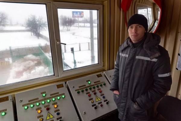 Тает на глазах: как работает единственный в Беларуси снегоплавильный пункт