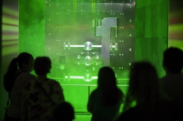 Самые недоступные места мира. Рассказываем, где хранится секретный рецепт одного из самых дорогих напитков в истории Самые недоступные места мира. Рассказываем, где хранится секретный рецепт одного из самых дорогих напитков в истории