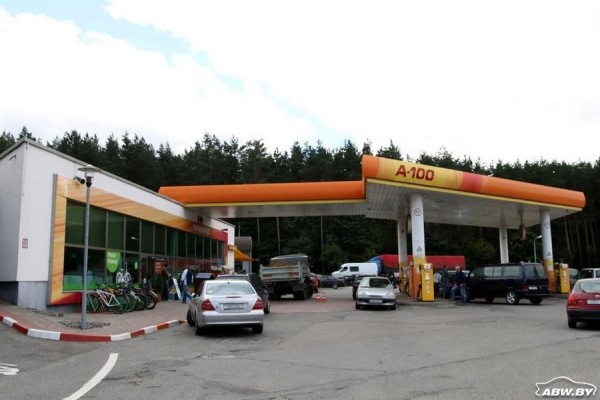 От «проще взять ссобойку» до «заезжаю регулярно». Что водители думают о еде на АЗС? От «проще взять ссобойку» до «заезжаю регулярно». Что водители думают о еде на АЗС?