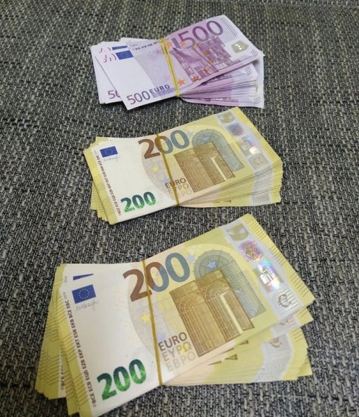 Кыргыз очень хотел купить грузовик в Литве, примотал к ноге 40.000 евро и поехал на велосипеде из Беларуси