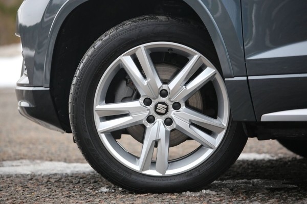 Белорус пригнал на перепродажу Seat Ateca. Хочет выручить 26 900 Белорус пригнал на перепродажу Seat Ateca. Хочет выручить 26 900