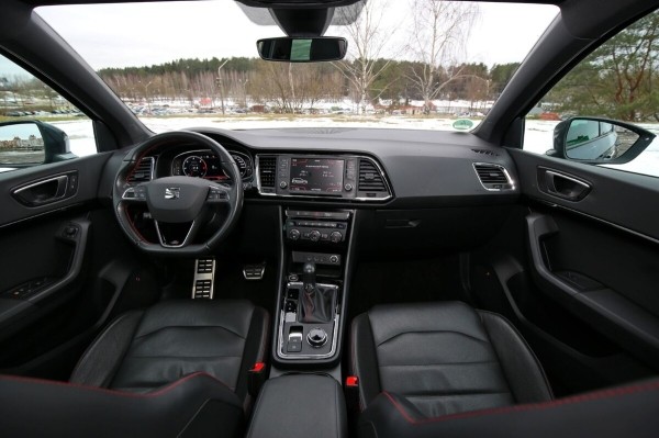 Белорус пригнал на перепродажу Seat Ateca. Хочет выручить 26 900 Белорус пригнал на перепродажу Seat Ateca. Хочет выручить 26 900