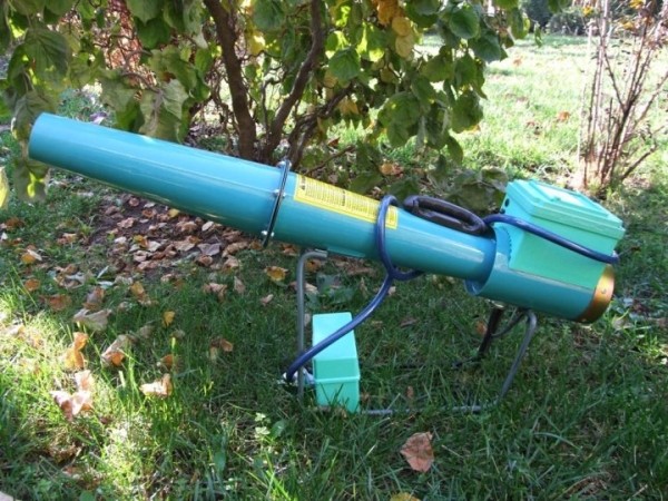 Жабинковское ЖКХ приобрело пропановую громпушку для отпугивания птиц из мест массового скопления людей Жабинковское ЖКХ приобрело пропановую громпушку для отпугивания птиц из мест массового скопления людей