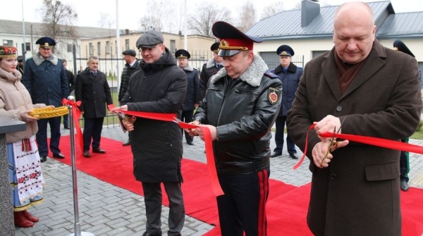 Сотрудники Пинского межрайонного отдела Госкомитета судебных экспертиз отметили новоселье