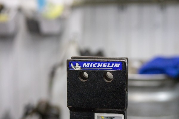 «Немцы отбирают для меня шины». Белорус наладил бизнес по продаже б/у Continental, Pirelli, Bridgestone. Есть спрос? «Немцы отбирают для меня шины». Белорус наладил бизнес по продаже б/у Continental, Pirelli, Bridgestone. Есть спрос?