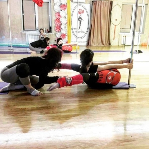 Смотрите фото невероятно гибких девушек, которые немного пугают Смотрите фото невероятно гибких девушек, которые немного пугают