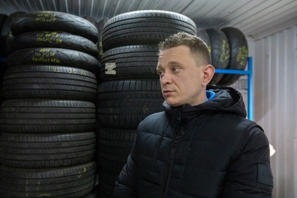 «Немцы отбирают для меня шины». Белорус наладил бизнес по продаже б/у Continental, Pirelli, Bridgestone. Есть спрос? «Немцы отбирают для меня шины». Белорус наладил бизнес по продаже б/у Continental, Pirelli, Bridgestone. Есть спрос?