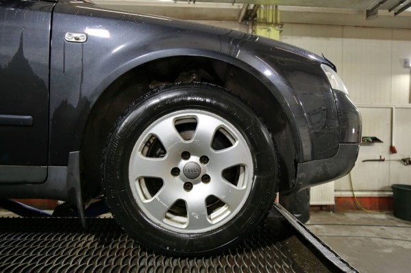 «Когда-то заплатил за машину 8 100 евро, а ей и сносу нет!». Белорус решился показать «живую» Audi A4 (B6) 1.9 TDI «Когда-то заплатил за машину 8 100 евро, а ей и сносу нет!». Белорус решился показать «живую» Audi A4 (B6) 1.9 TDI