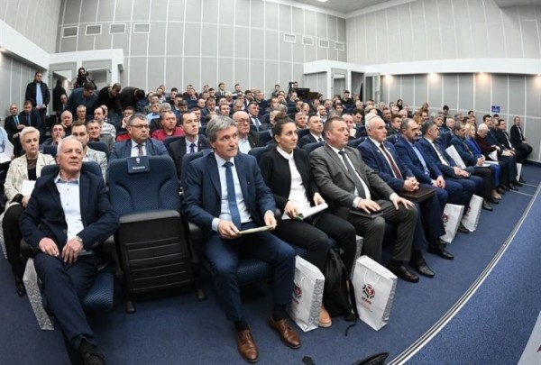 Николай Шерстнев избран новым председателем Белорусской федерации футбола Николай Шерстнев избран новым председателем Белорусской федерации футбола