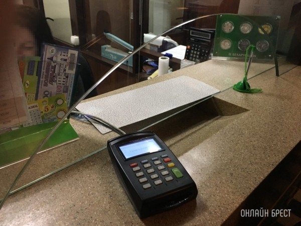 Крупнейший банк страны снова снижает ставки по ряду кредитов Крупнейший банк страны снова снижает ставки по ряду кредитов