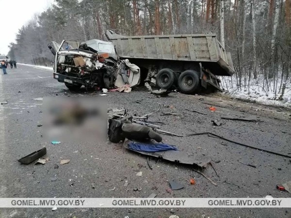 Жена и дочь погибшего водителя отсудили у его работодателя моральный вред. Не согласились с суммой и снова пошли в суд Жена и дочь погибшего водителя отсудили у его работодателя моральный вред. Не согласились с суммой и снова пошли в суд