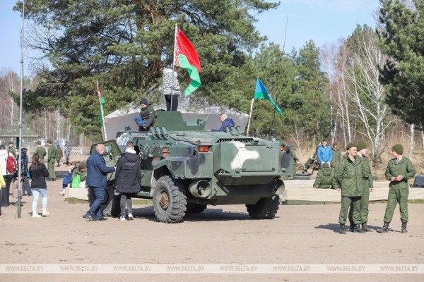 День открытых дверей прошел на Брестском полигоне День открытых дверей прошел на Брестском полигоне