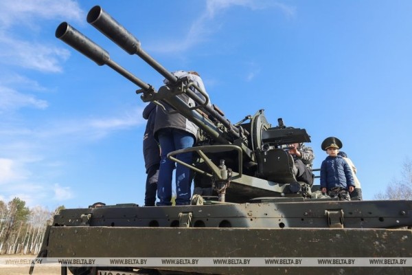 День открытых дверей прошел на Брестском полигоне День открытых дверей прошел на Брестском полигоне