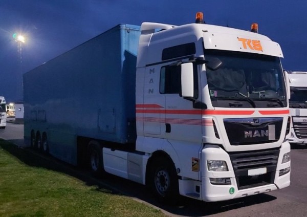 Тягач с полуприцепом из Германии пытались ввезти через ПП «Козловичи» по заниженной стоимости Тягач с полуприцепом из Германии пытались ввезти через ПП «Козловичи» по заниженной стоимости