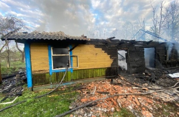 Хозяин дома погиб при пожаре в Ивацевичском районе Хозяин дома погиб при пожаре в Ивацевичском районе