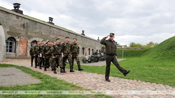 Церемония увольнения в запас военнослужащих срочной службы прошла в Бресте