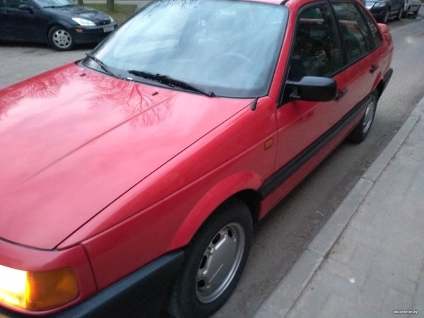 Найден Volkswagen Passat B3 в состоянии, близком к идеальному. Сколько просит за него владелец? Найден Volkswagen Passat B3 в состоянии, близком к идеальному. Сколько просит за него владелец?