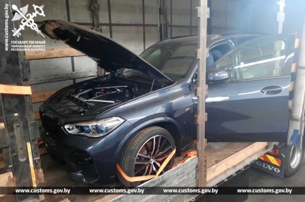 В Беларуси выявили незаконную схему при ввозе авто из стран ЕС и США на территорию ЕАЭС В Беларуси выявили незаконную схему при ввозе авто из стран ЕС и США на территорию ЕАЭС