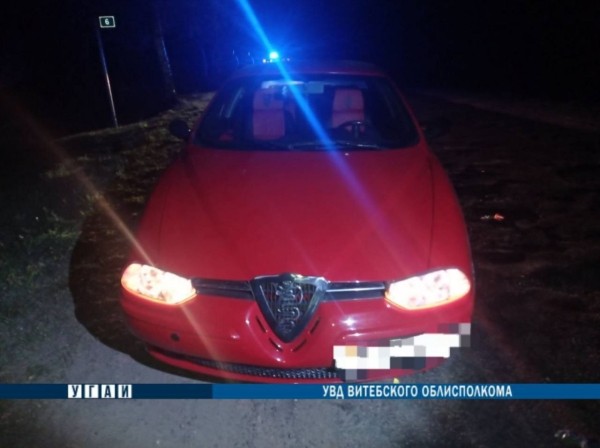 Фельдшер «скорой» оказывала помощь пациенту на дороге, ее сбила машина Фельдшер «скорой» оказывала помощь пациенту на дороге, ее сбила машина